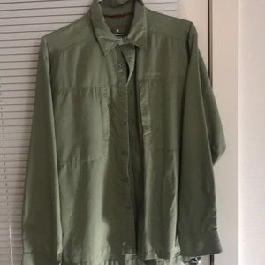 Simms bug resistant fly fishing shirt